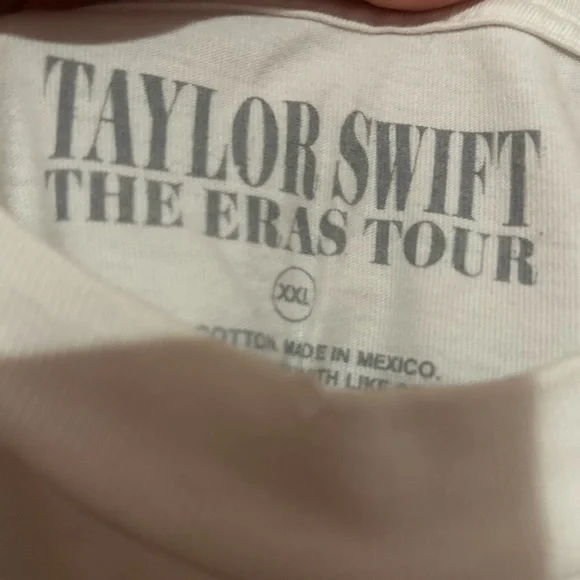 Taylor Swift The Eras Tour Cream Tee - Picture 2 of 3